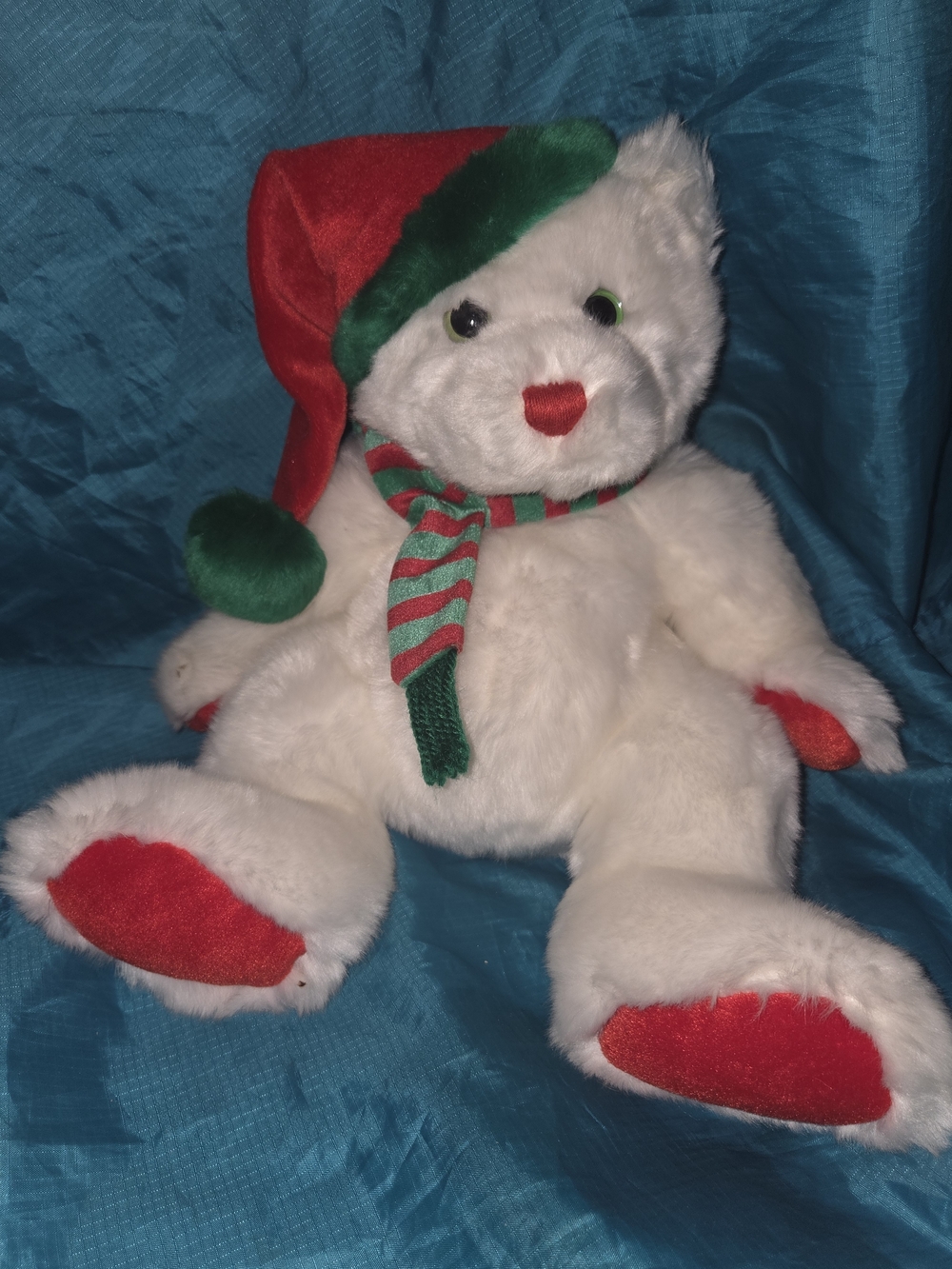 Ty Garland the Bear from 2003 Christmas collection.